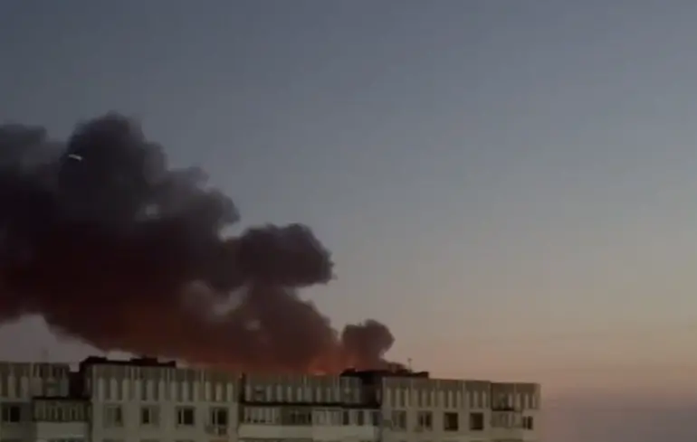 Нічна атака на Таганрог: у районі військового аеродрому пролунали вибухи