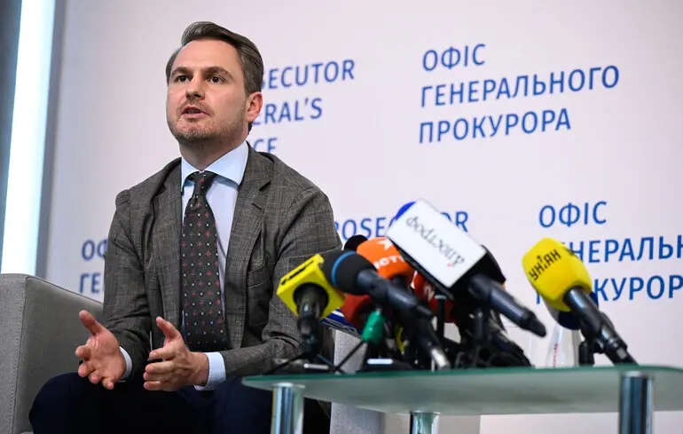 Генпрокурор Руслан Кравченко