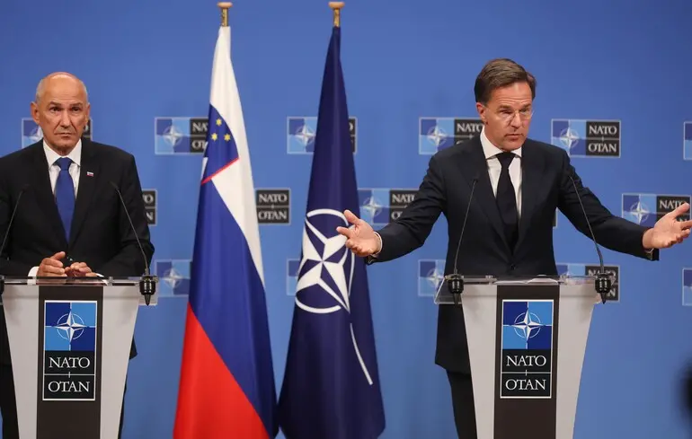 Рютте пообіцяв посилити підтримку України після атак РФ біля кордону Польщі — AP