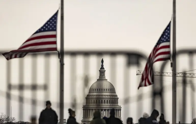 Упадок демократии в США становится проблемой для Европы — Politico