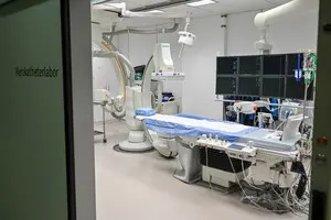 Німецькі лікарні готуються до війни та масовго напливу поранених — Bloomberg