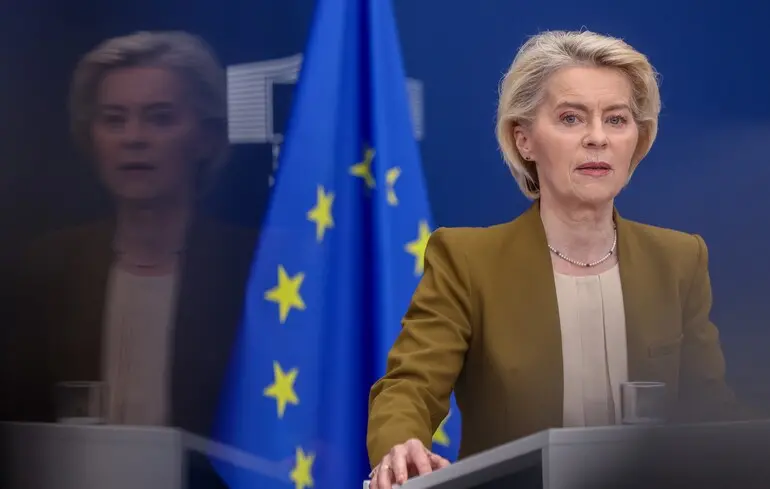 ШІ може стати зброєю опонентів: глава Єврокомісії виступила за сповільнення розробки передових моделей