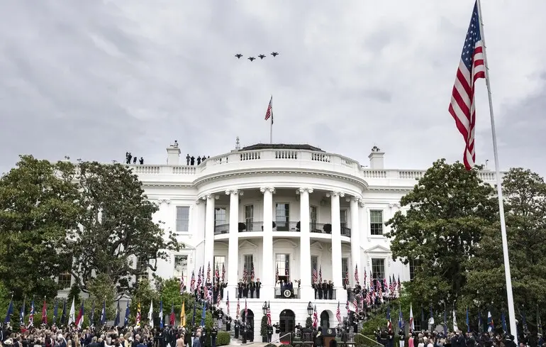 The Atlantic: війна змінила баланс сил і домінування США завершується