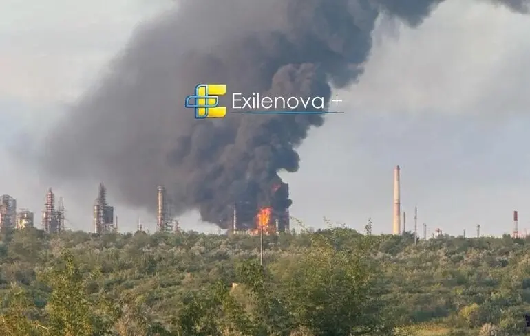 Удари українських дронів припинили переробку на двох НПЗ «Роснефті»