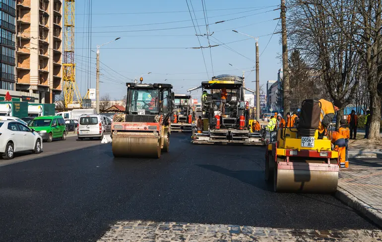 «Автострада» зупиняє роботи через заморозку фінансування