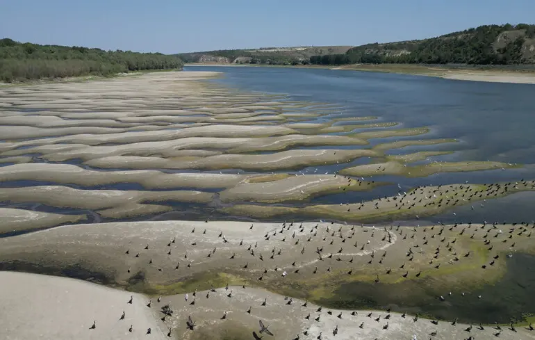 На річках України обмежили забір води для частини користувачів