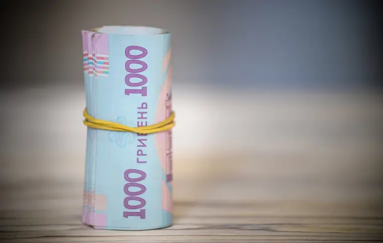 МОН планує підвищити зарплати науковців у 2027 році: на скільки вони зростуть