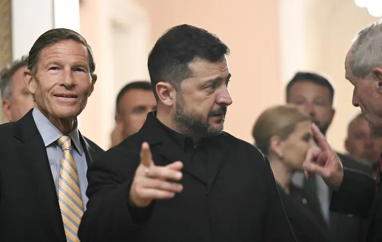 Зеленський анонсував зміни у Медсилах та нові підходи до залучення іноземців до лав ЗСУ