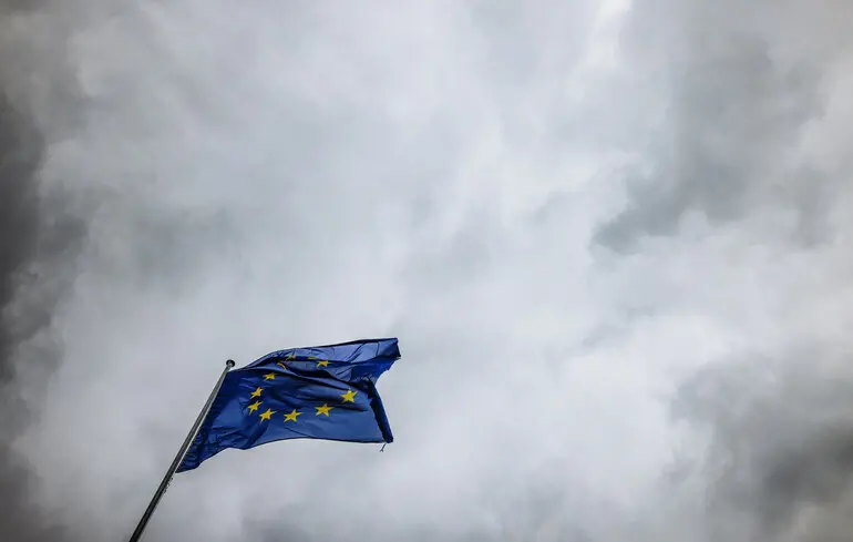 Росія вже воює з Європою без оголошення війни. Як зупинити її гібридну стратегію
