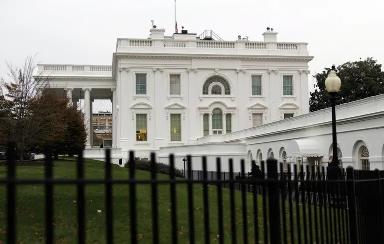 Три медіа подають позов проти адміністрації Трампа