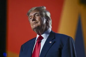 Трамп наказав використати гроші платників податків на рекламні ролики, які вихваляють його президентство — NYT