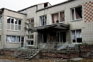 Росія скинула КАБи на Суми: 16-річна дівчина та літня жінка загинули, є поранені