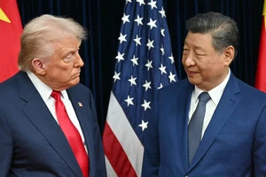 Трамп пропонував Сі Цзіньпіну купувати американську зброю — посол США в Китаї