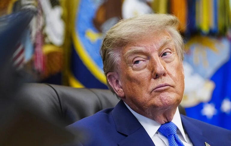 «Я ніколи про це не чув»: Трамп відреагував на заяву про можливий продаж зброї Китаю