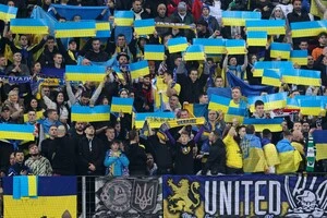 Українські та грузинські вболівальники влаштували акцію взаємної підтримки на матчі Ліги націй