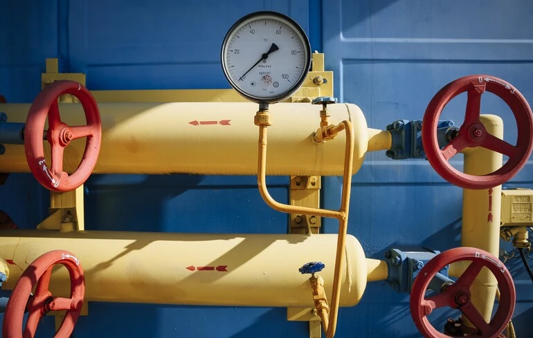 ЕС вступает в тяжелую зиму: импорт нефти и газа подорожал на 100 млрд евро