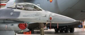 Зеленский подтвердил недостаточное вооружение половины F-16