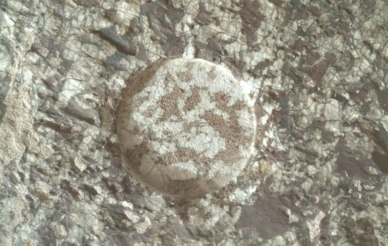 Марсохід NASA досліджує «кордон Дикого Заходу» Червоної планети: фото