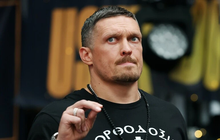 Будинок українського боксера Усика постраждав від російського обстрілу