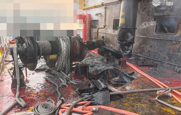 Росія вдарила по цивільному судну в Чорному морі: є загиблий та семеро поранених