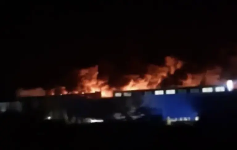 У Росії після удару горить територія важливого для ВПК заводу в Сасово: там розташований дата-центр «Яндекса»