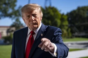 Трамп нашёл новых «врагов»: теперь это все, кто неправильно называет ИИ