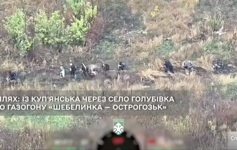 Черговий воєнний злочин РФ: окупанти вдарили по евакуаційній колоні під Куп’янськом, яку самі організували