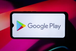 Google Play позволит создавать собственные приложения для Android с использованием ИИ: основные обновления