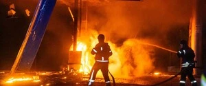 Пожары на предприятии, заправке и в домах: фото последствий ночной атаки дронов на Хмельницкую область