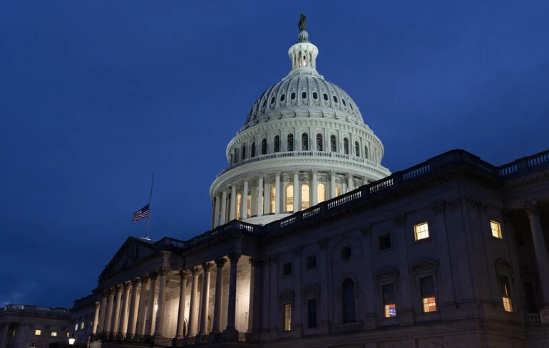 У Конгресі США представили двопартійний законопроєкт, покликаний заблокувати дизельну угоду Трампа з РФ