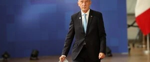 Премьер-министр Чехии Бабиш, прекративший военную помощь Украине, проиграл выборы