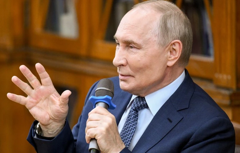 Зустріч Путіна і Віткоффа: у Кремлі заявили про готовність відновити тристоронні перемовини у листопаді