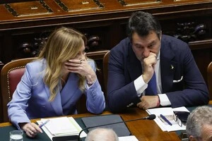 Мелоні поставила Сальвіні на місце після вимоги припинити допомогу Україні — ЗМІ