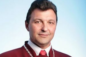 СМИ: Судьей-докладчиком по делу о конституционности политреформы 2004 года назначен Вдовиченко