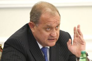Могилев предлагает переложить на страховые компании выдачу водительских удостоверений