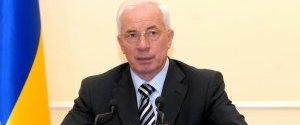 Азаров вважає розмови про підвищення житлокомтарифів спекуляціями