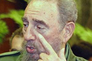 Кастро впервые за четыре года выступил перед большим количеством людей и назвал две задачи человечества