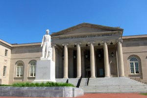 Апелляционный суд США остановил запрет на госфинансирование экспериментов со стволовыми клетками