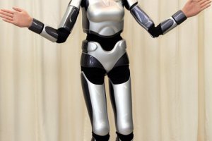 Американські вчені планують навчити роботів брехати