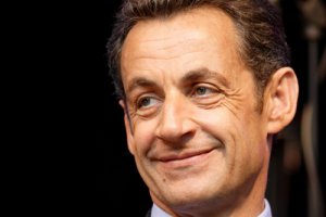 Саркози нашел возмутительной критику еврокомиссара