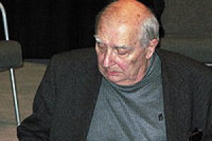 Умер французский режиссер Клод Шаброль