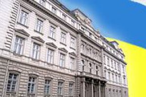 Львовский облсовет требует у Януковича не допустить пересмотра языкового законодательства