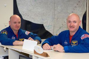 Впервые в истории в космос отправятся астронавты-близнецы