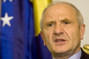 Президент Косово ушел в отставку