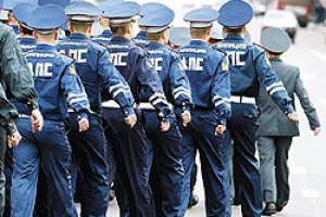 У РФ перед судом постане рота даїшників