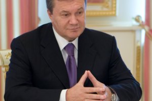Янукович «по-хорошему просит» сократить аппарат замминистров и глав обладминистраций