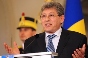 Президент Молдовы распустил парламент