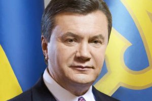 Янукович: платные услуги в вузах не учитывают интересы молодежи