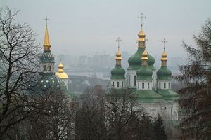 Форсированное строительство «моста Кирпы» угрожает Выдубицкому монастырю