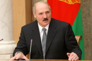 Лукашенко закликав білорусів підписуватися за висування інших кандидатів